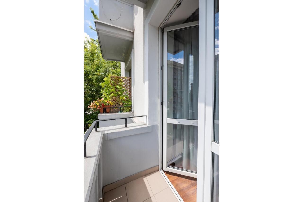 Ogrodowa Warm Wood Apartment Warschau Exterior foto